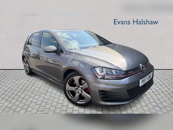 Used Volkswagen Golf 2017 for sale - 79172422: Photo
