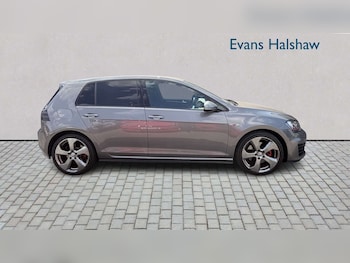 Used Volkswagen Golf 2017 for sale - 79172422: Photo