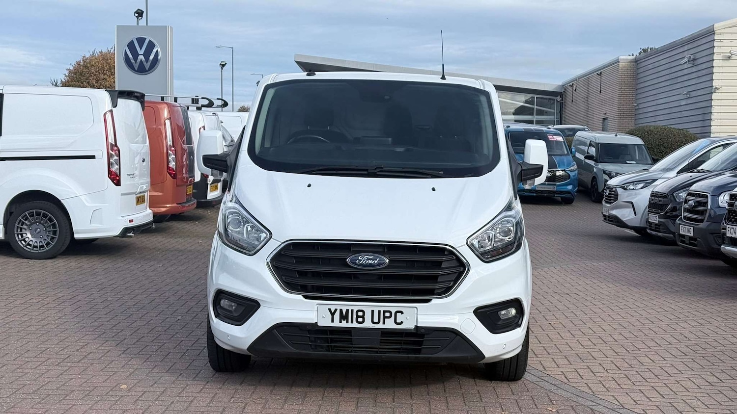 Used Ford Transit Custom 2018 for sale - 76501807: Photo 2