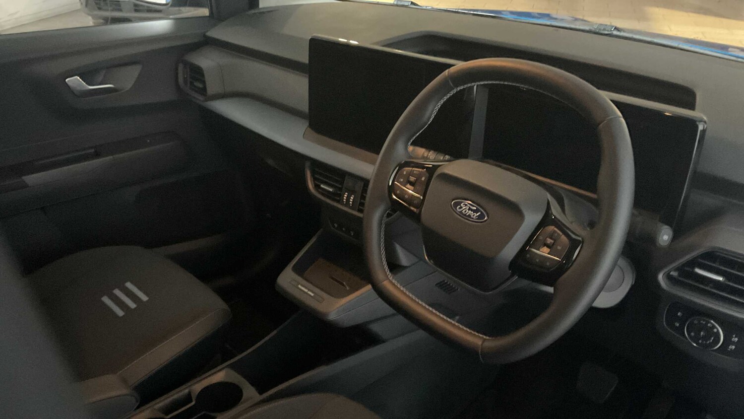 Used Ford Tourneo Courier 2025 for sale - 77943030: Photo 8