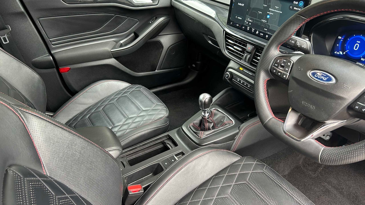 Used Ford Focus 2023 for sale - 76362591: Photo 11