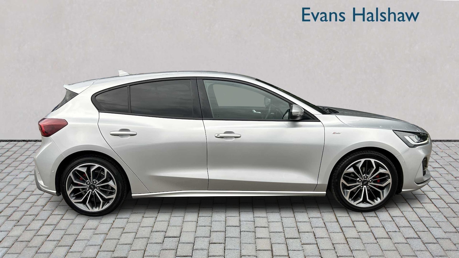 Used Ford Focus 2023 for sale - 76362591: Photo 5