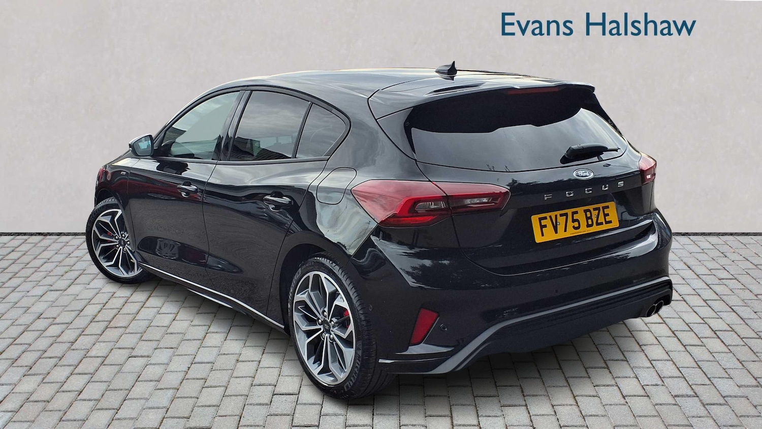 Used Ford Focus 2025 for sale - 76916194: Photo 2