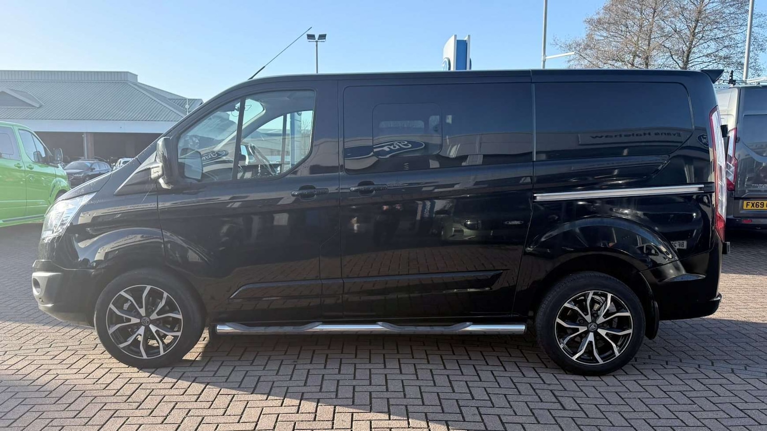 Used Ford Transit Custom 2017 for sale - 77032234: Photo 4