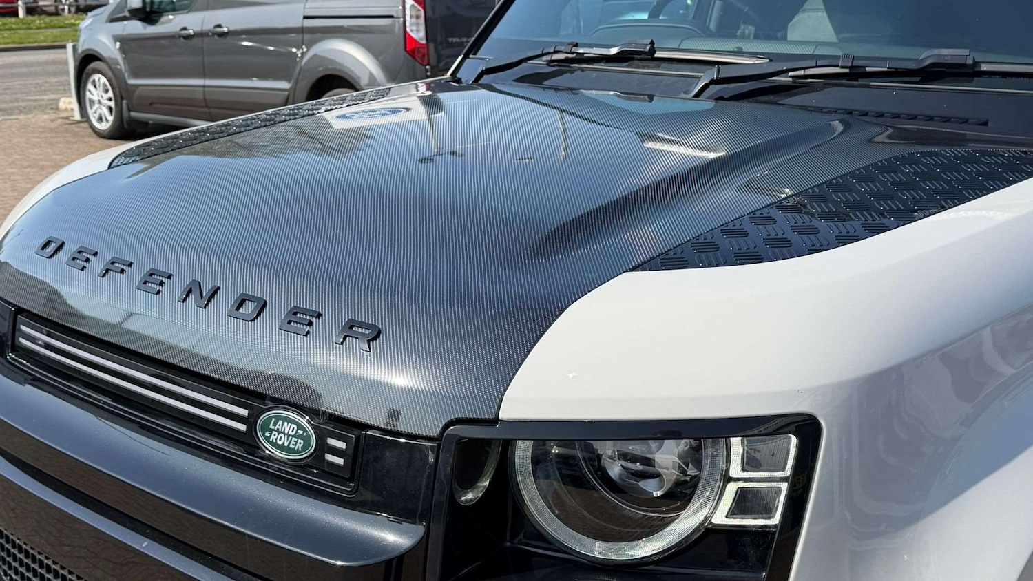 Used Land Rover Defender 2023 for sale - 78173770: Photo 2