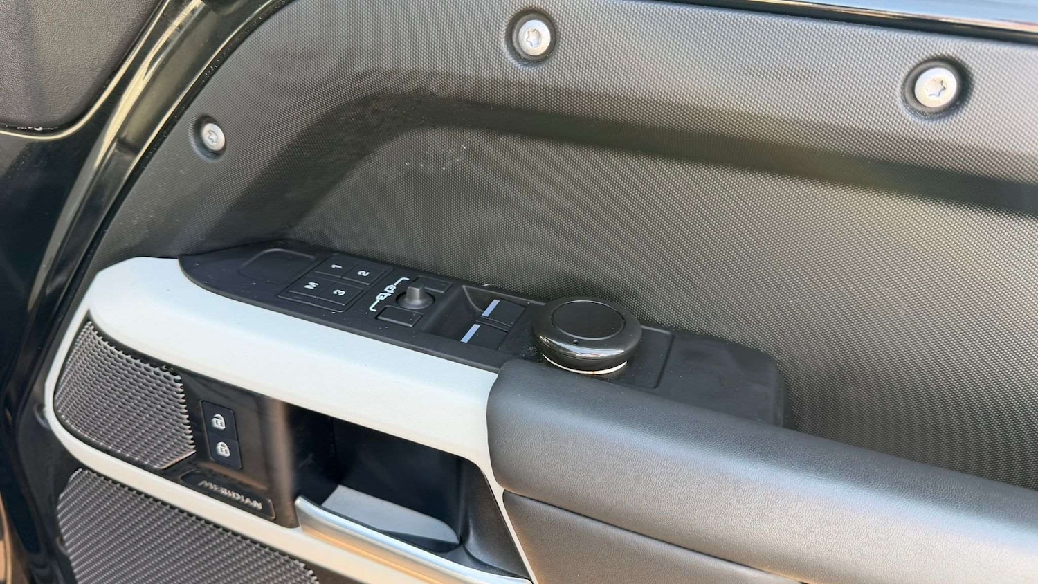 Used Land Rover Defender 2023 for sale - 78173770: Photo 22