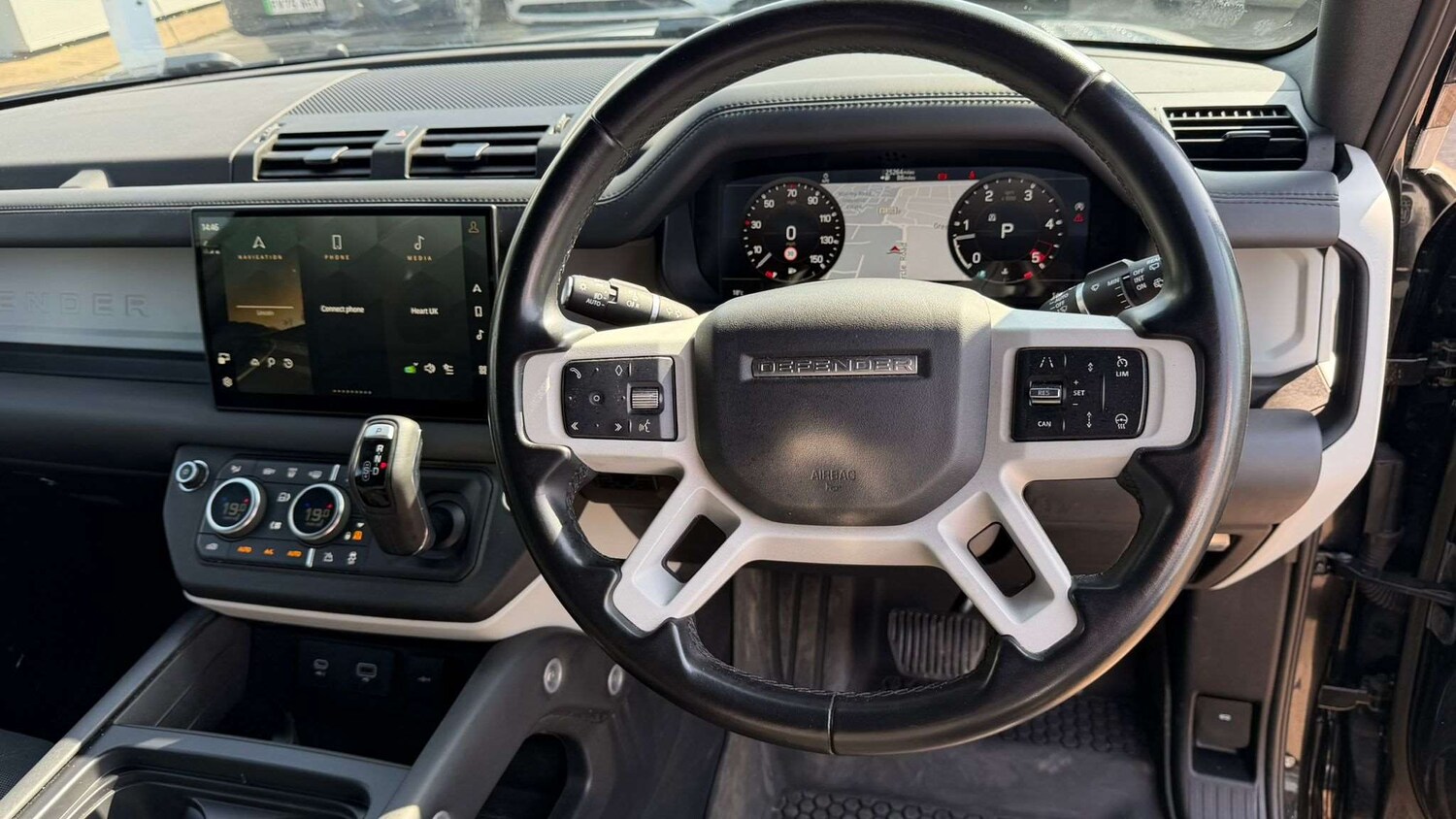 Used Land Rover Defender 2023 for sale - 78173770: Photo 26