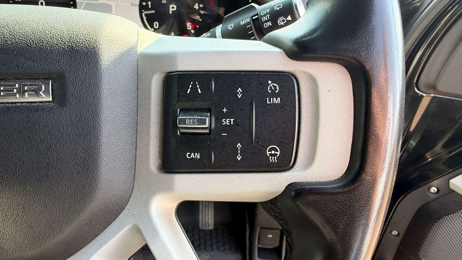 Used Land Rover Defender 2023 for sale - 78173770: Photo 29