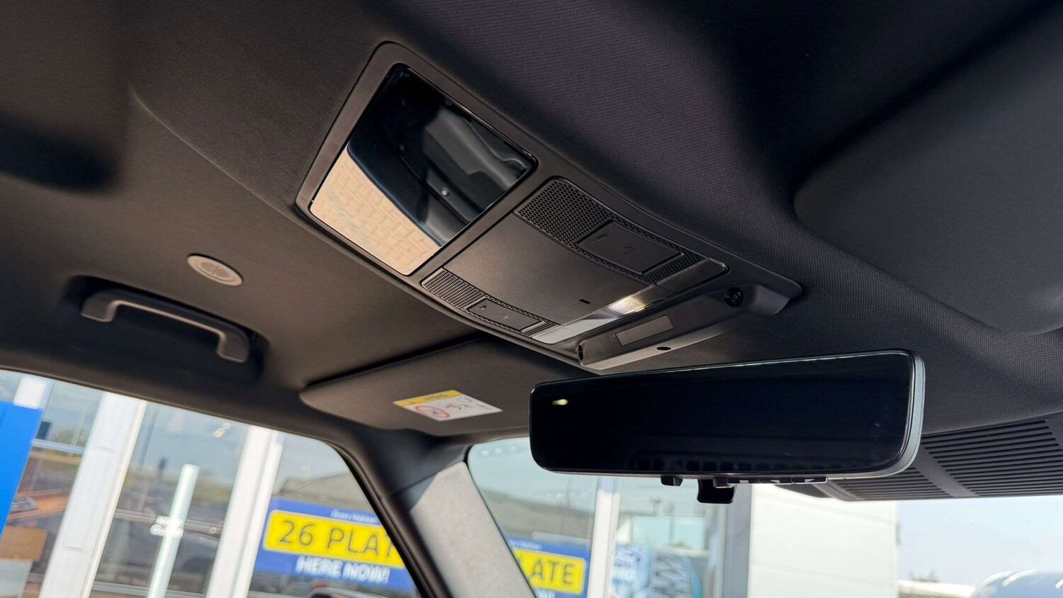 Used Land Rover Defender 2023 for sale - 78173770: Photo 31