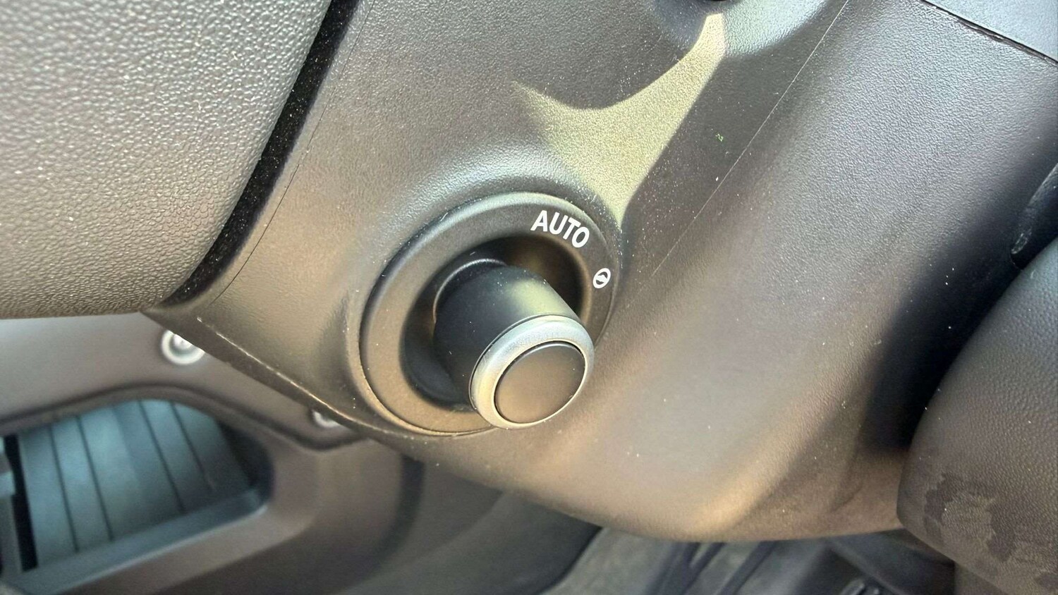 Used Land Rover Defender 2023 for sale - 78173770: Photo 32