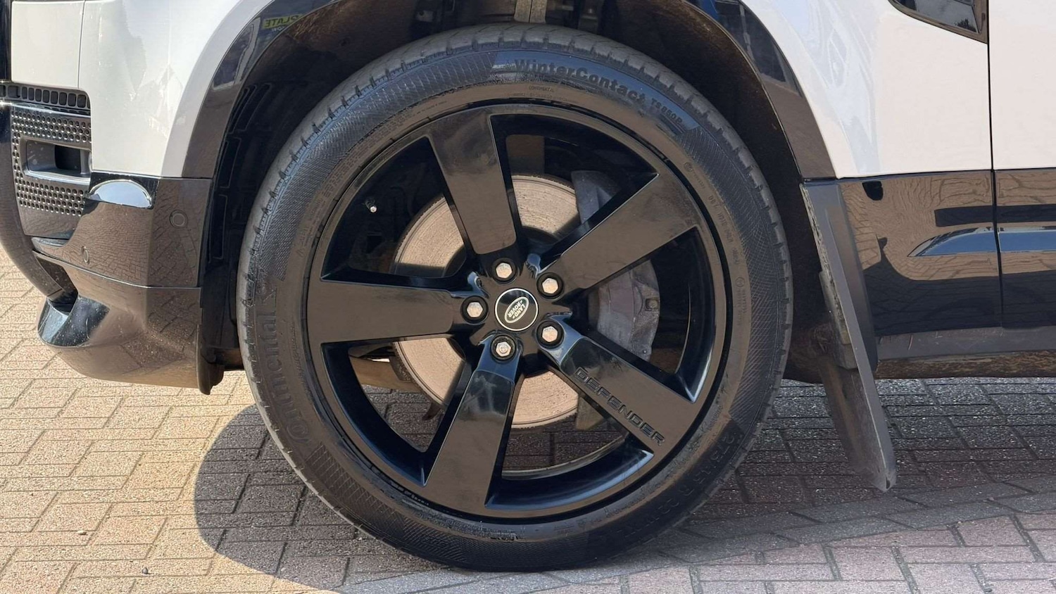 Used Land Rover Defender 2023 for sale - 78173770: Photo 4