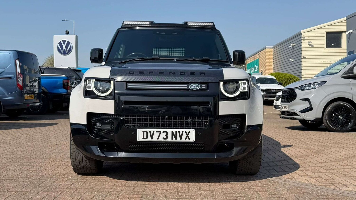 Used Land Rover Defender 2023 for sale - 78173770: Photo 5