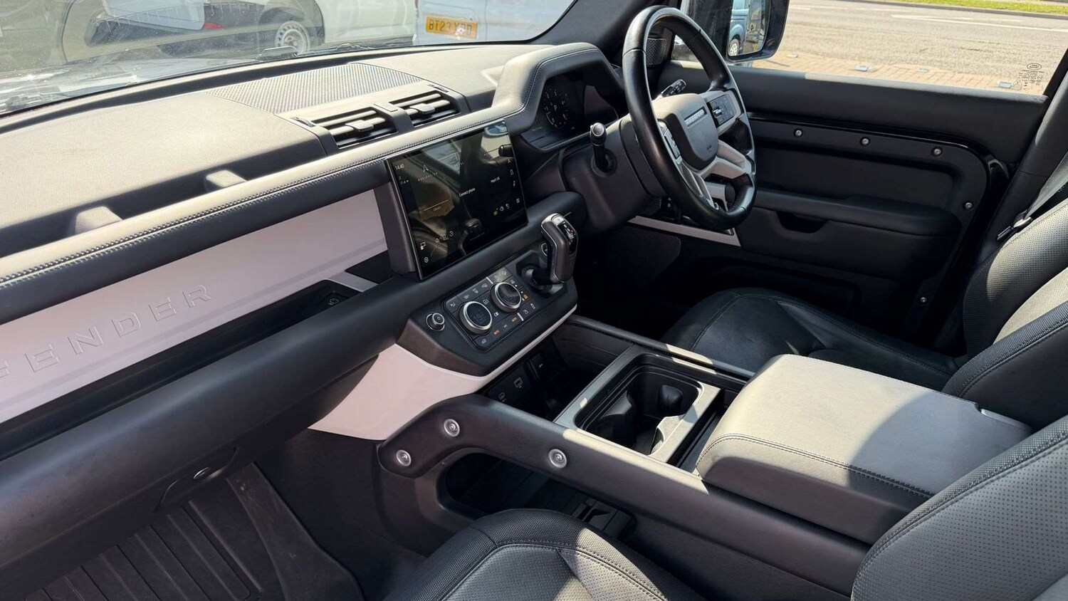 Used Land Rover Defender 2023 for sale - 78173770: Photo 9