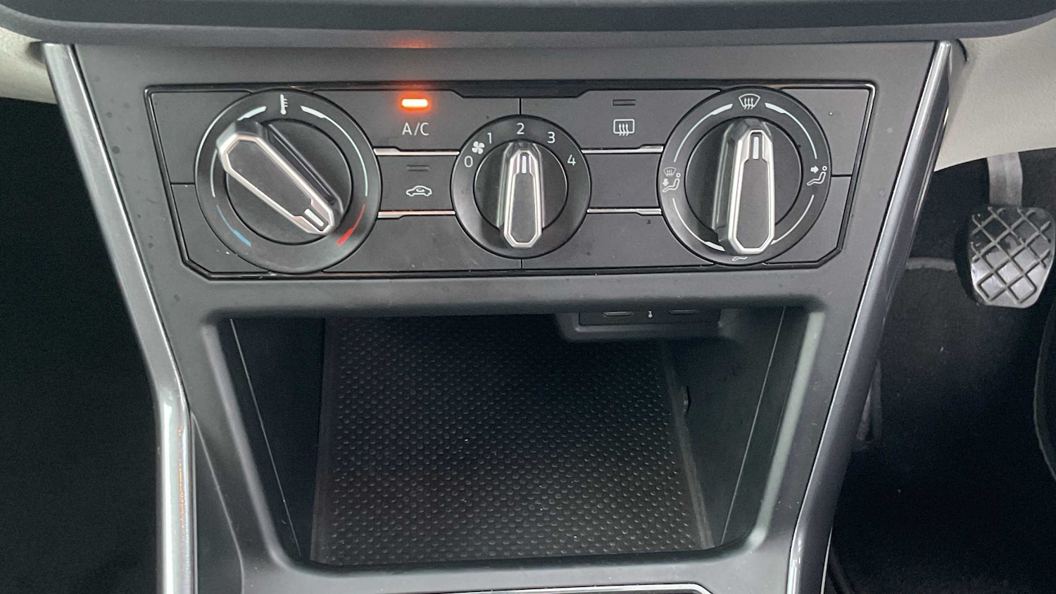 Used Volkswagen Polo 2020 for sale - 76827579: Photo 20