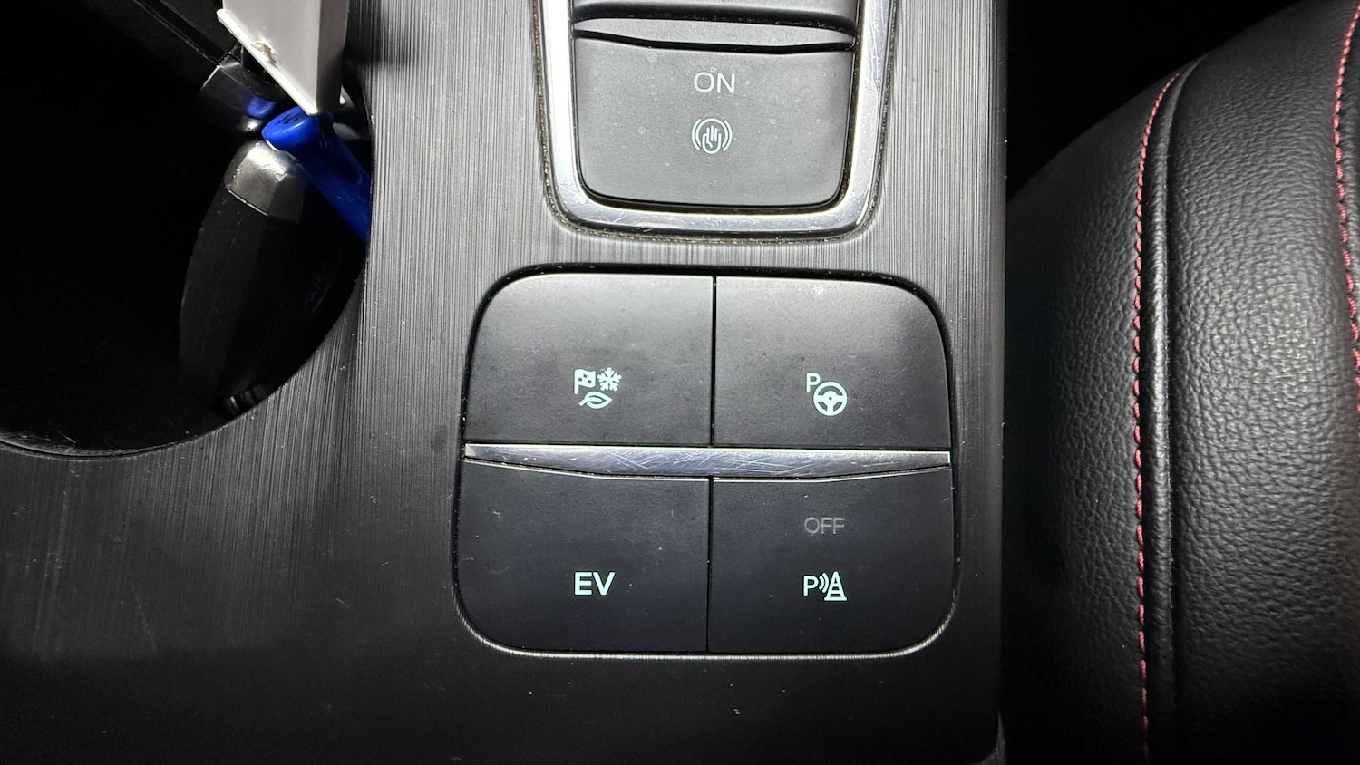 Used Ford Kuga 2020 for sale - 75903101: Photo 28