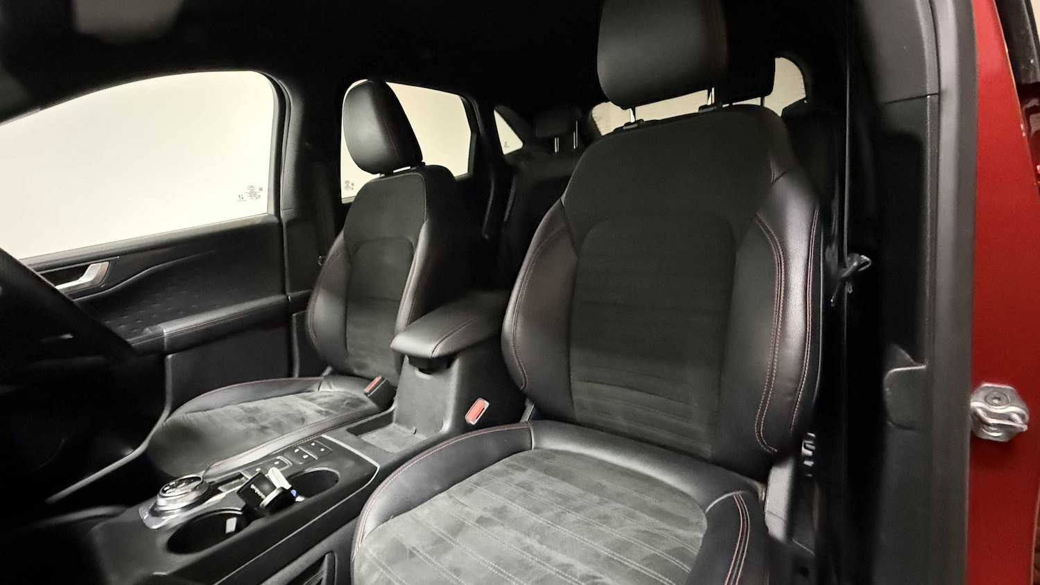 Used Ford Kuga 2020 for sale - 75903101: Photo 33