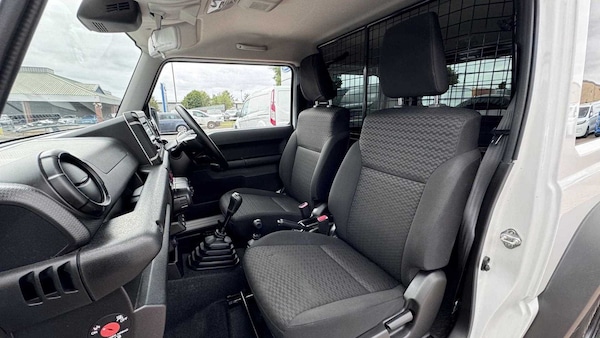 Used Suzuki Jimny 2023 for sale - 76339672: Photo 16