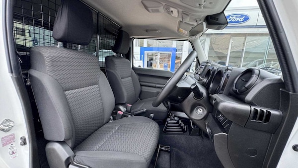 Used Suzuki Jimny 2023 for sale - 76339672: Photo 18