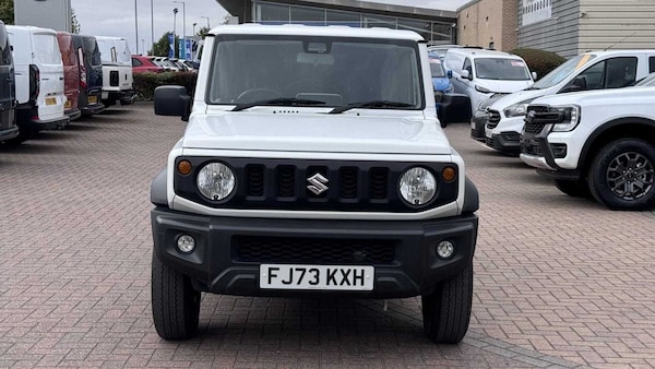 Used Suzuki Jimny 2023 for sale - 76339672: Photo 2