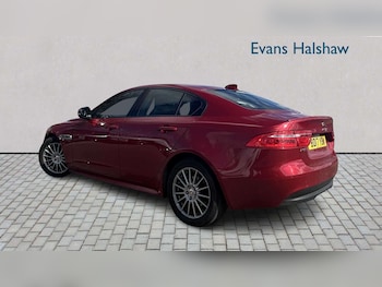 Used Jaguar XE 2017 for sale - 78024211: Photo