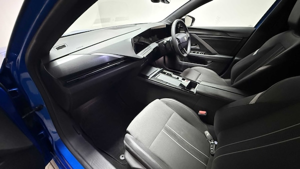 Used Vauxhall Astra 2023 for sale - 76230298: Photo 33