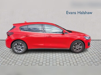 Used Ford Focus 2022 for sale - 76390662: Photo