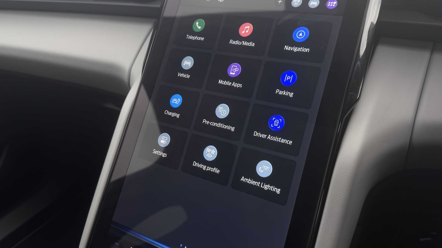 Used Ford Explorer 2024 for sale - 76421198: Photo 12