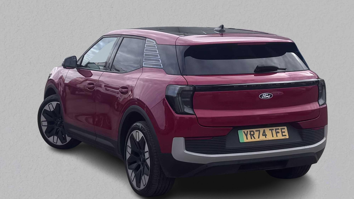 Used Ford Explorer 2024 for sale - 76421198: Photo 2