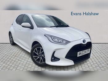 Used Toyota Yaris 2023 for sale - 79851119: Photo