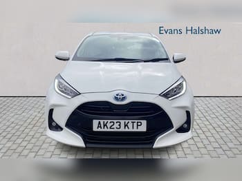 Used Toyota Yaris 2023 for sale - 79851119: Photo