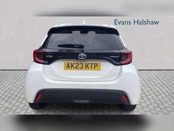Used Toyota Yaris 2023 for sale - 79851119: Photo