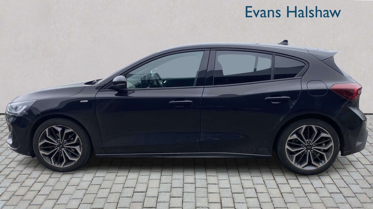 Used Ford Focus 2023 for sale - 78060132: Photo 5