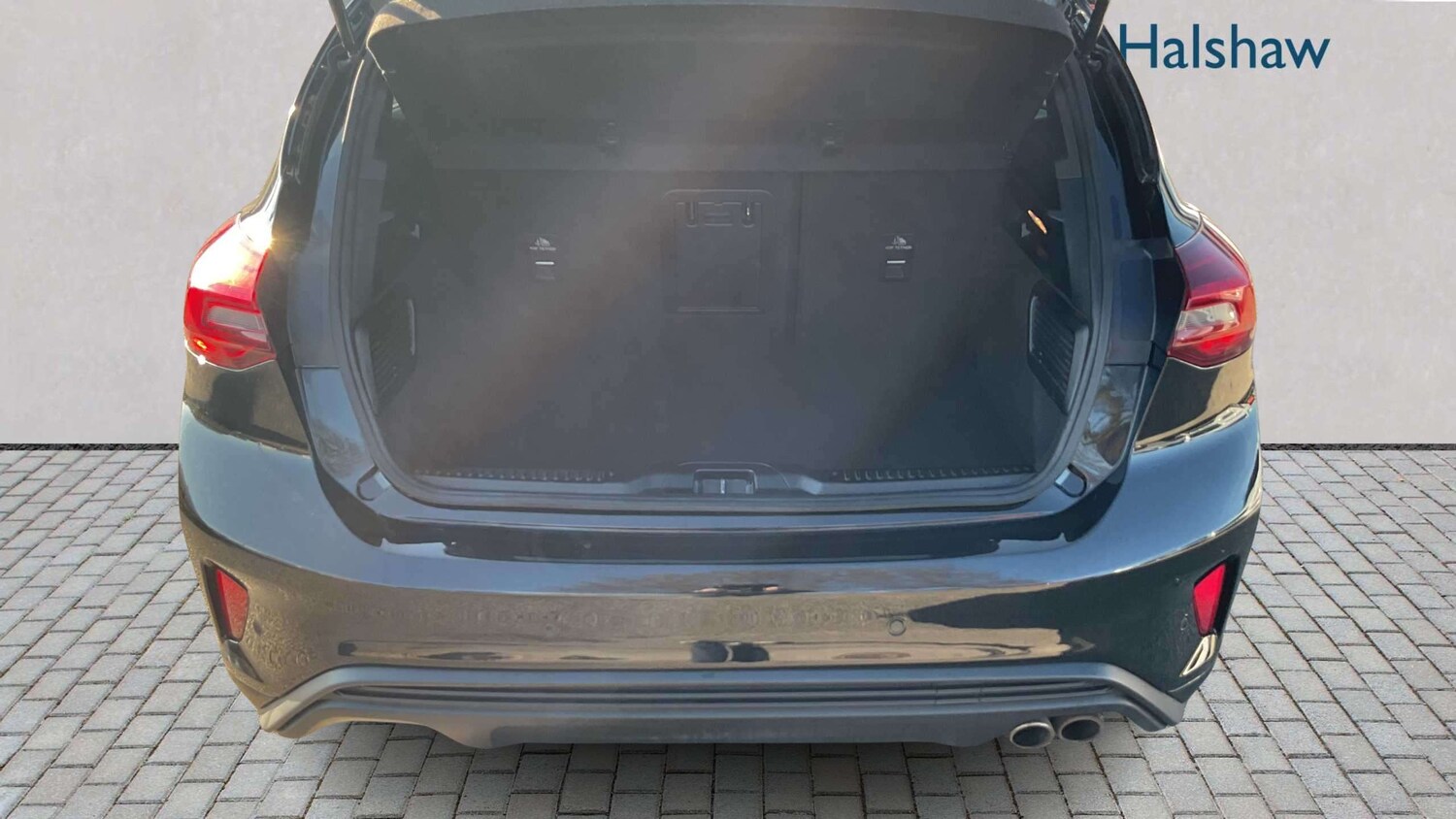 Used Ford Focus 2023 for sale - 78060132: Photo 8