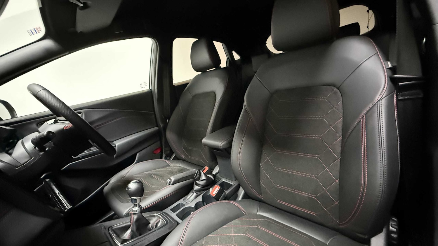 Used Ford Puma 2025 for sale - 76916051: Photo 31