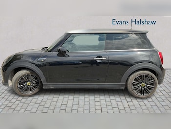 Used MINI Hatch 2023 for sale - 79306798: Photo