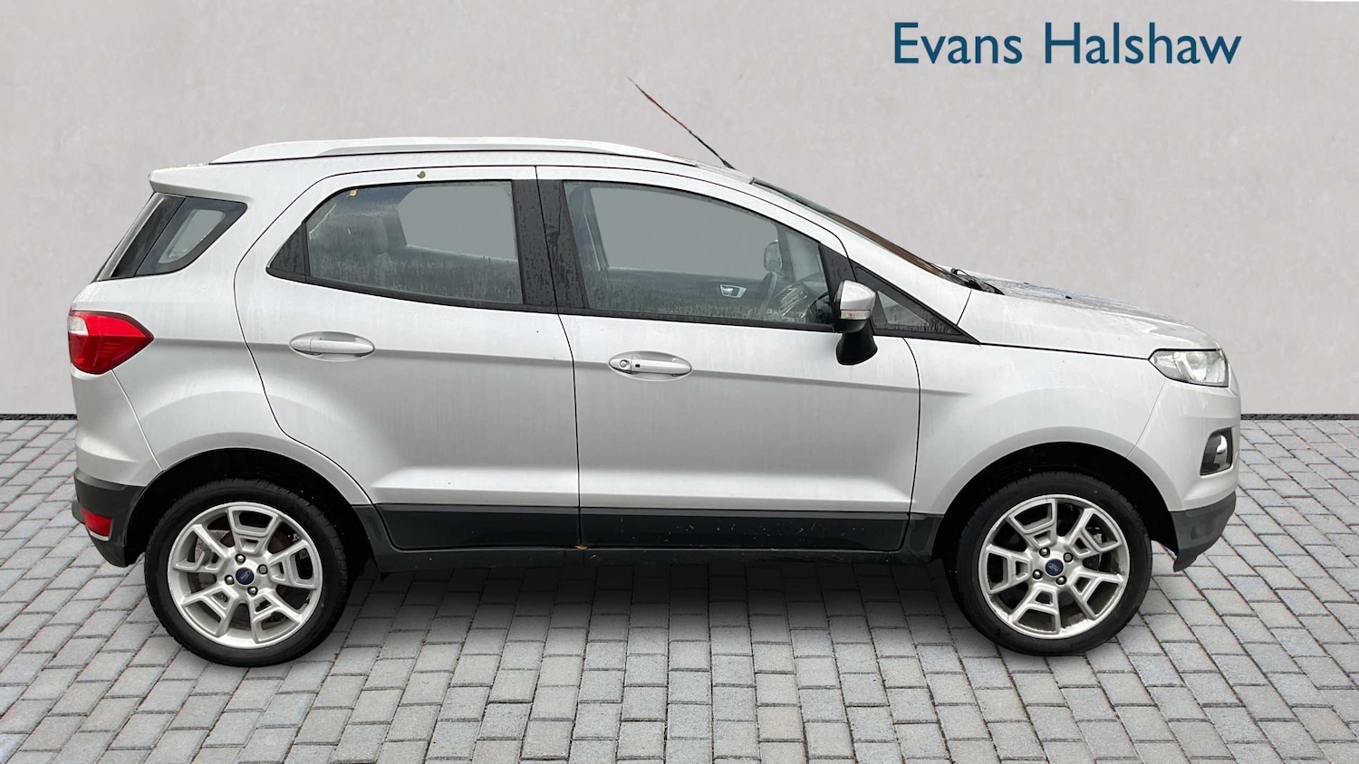 Used Ford Ecosport 2017 for sale - 76875819: Photo 4