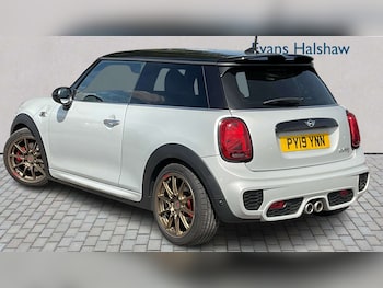 Used MINI Hatch 2019 for sale - 79611006: Photo