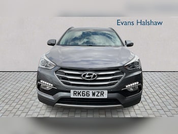 Used Hyundai Santa Fe 2016 for sale - 79428528: Photo