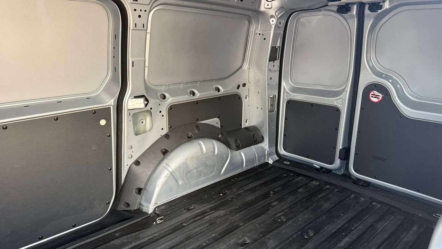 Used Ford Transit Connect 2025 for sale - 78173840: Photo 4