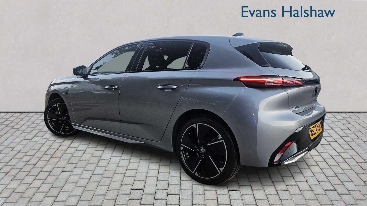 Used Peugeot 308 2024 for sale - 76576075: Photo 2