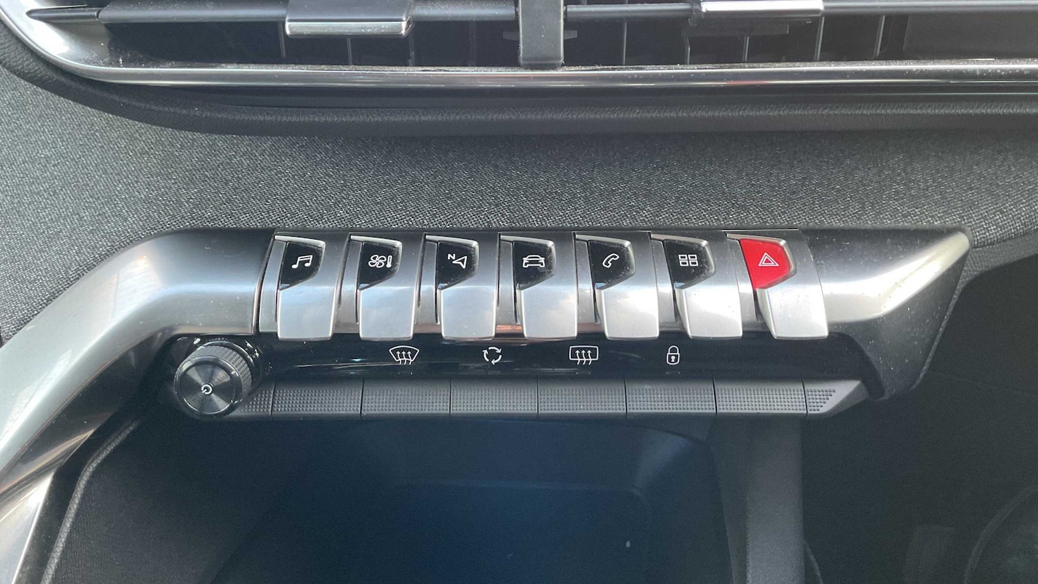 Used Peugeot 3008 2019 for sale - 76732329: Photo 20