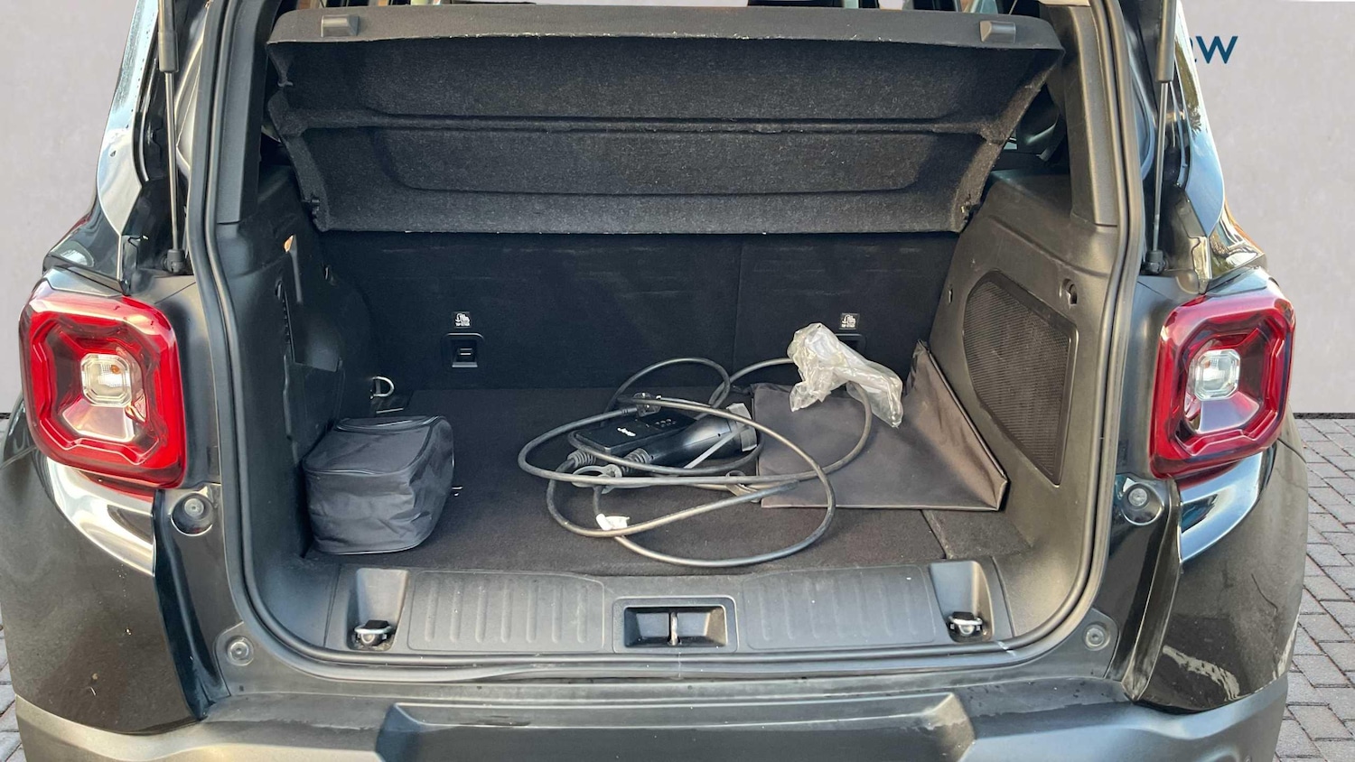 Used Jeep Renegade 2021 for sale - 76902279: Photo 8