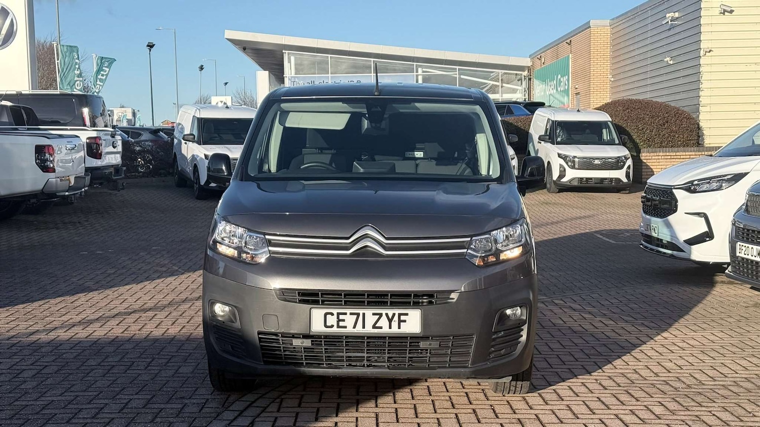 Used Citroen Berlingo 2021 for sale - 77134829: Photo 2