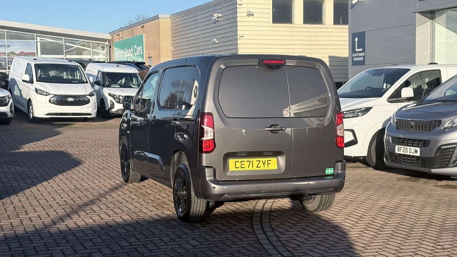 Used Citroen Berlingo 2021 for sale - 77134829: Photo 8