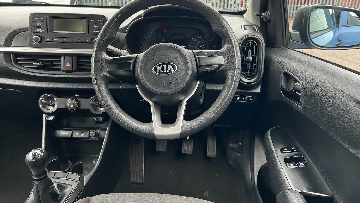 Used Kia Picanto 2018 for sale - 76755306: Photo 17