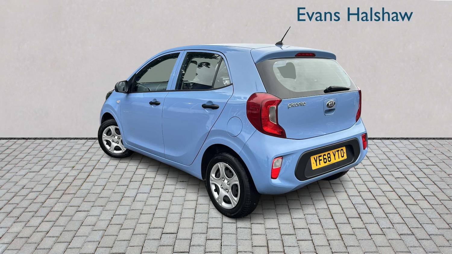 Used Kia Picanto 2018 for sale - 76755306: Photo 2