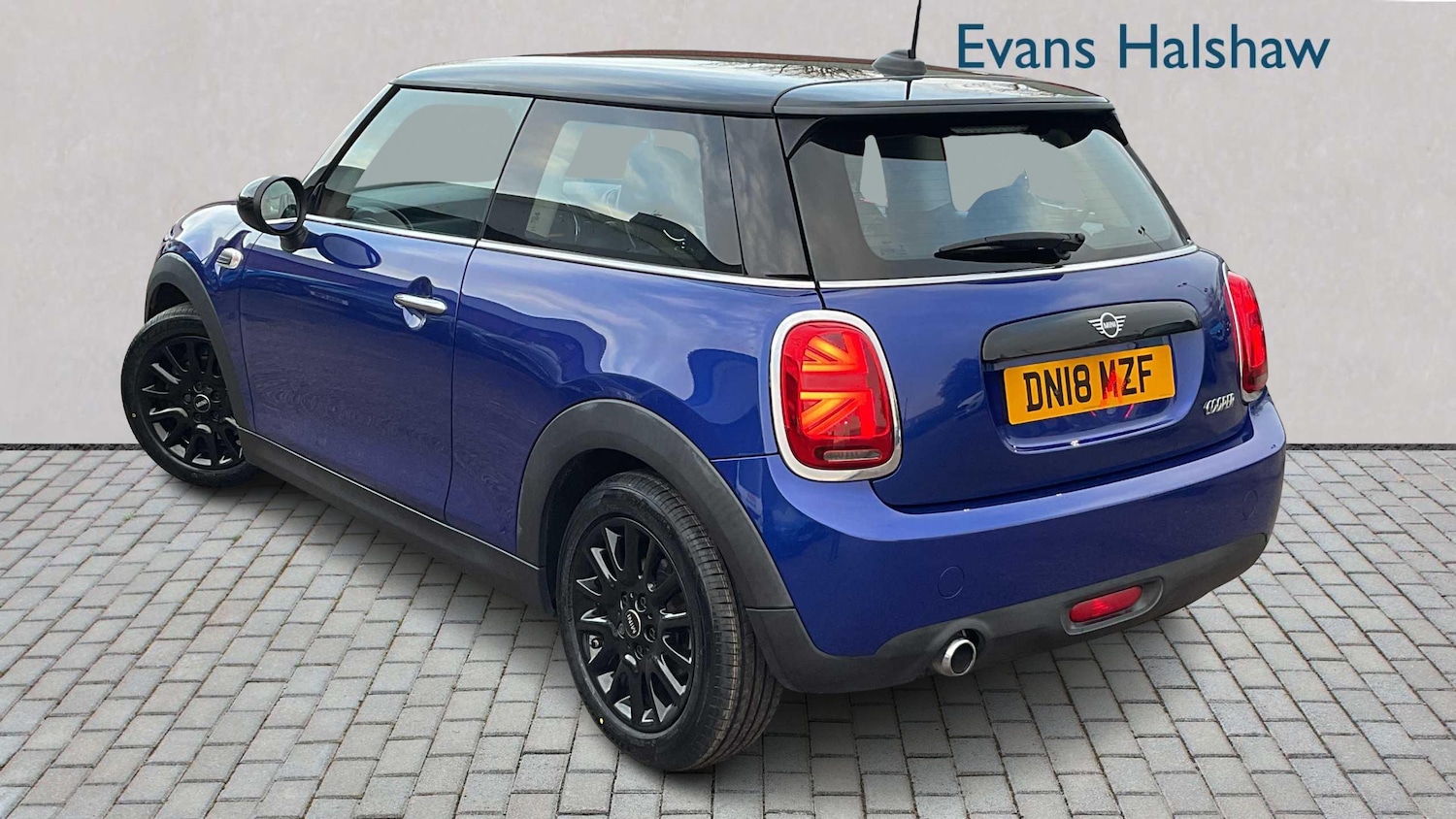 Used MINI Hatch 2018 for sale - 77565752: Photo 2