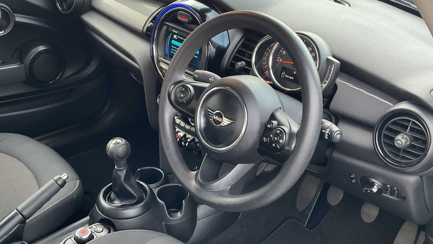 Used MINI Hatch 2018 for sale - 77565752: Photo 9