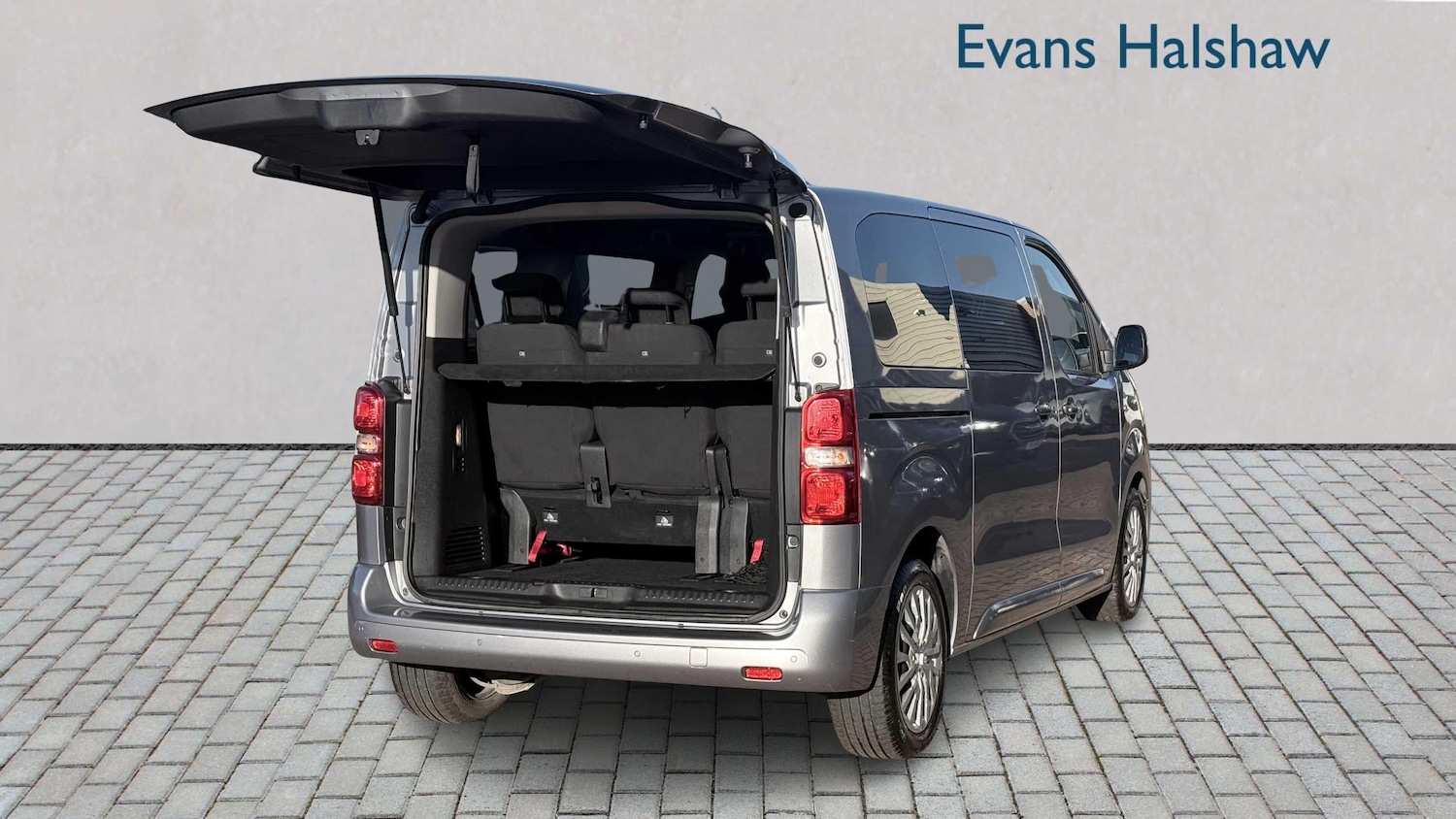 Used Peugeot Traveller 2020 for sale - 76789416: Photo 12