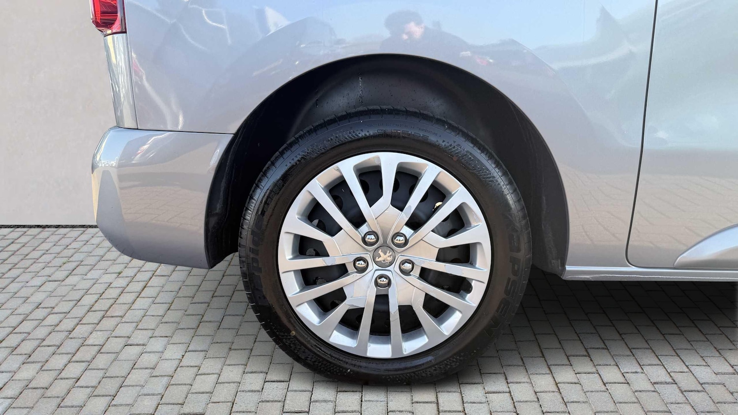 Used Peugeot Traveller 2020 for sale - 76789416: Photo 15